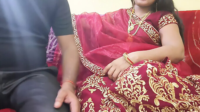 Adolescente India Amateur Con Grandes Tetas Disfruta Del Sexo Duro En Karwa Chauth