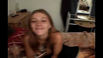 Sibling Duo'S Homemade Oral Sex Session