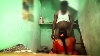 Sensual Kissing And Fingering In A Tamil Homemade Video