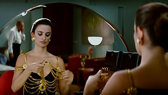 Oglejte Si Penelope Cruz V 