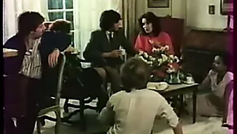 Trio Bagnato E Selvaggio Con Patricia Petite In Un'Orgia (1981)